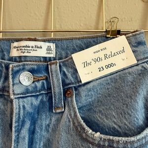 Abercrombie & Fitch 90’s relaxed Jeans